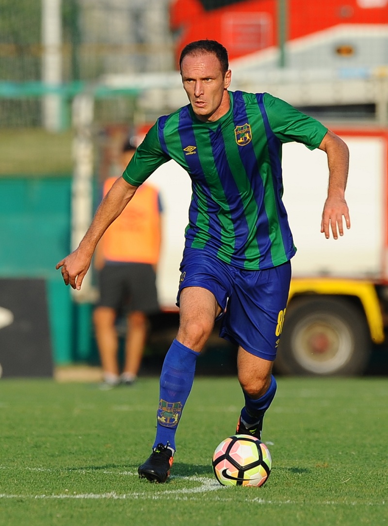 Земун за осам минута савладао Рад